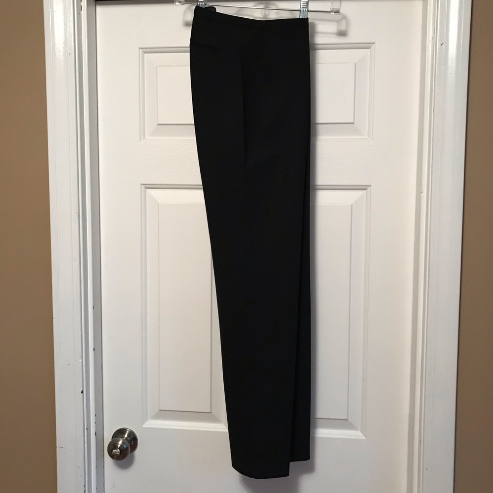 Elie Tahari black straight leg suiting pant